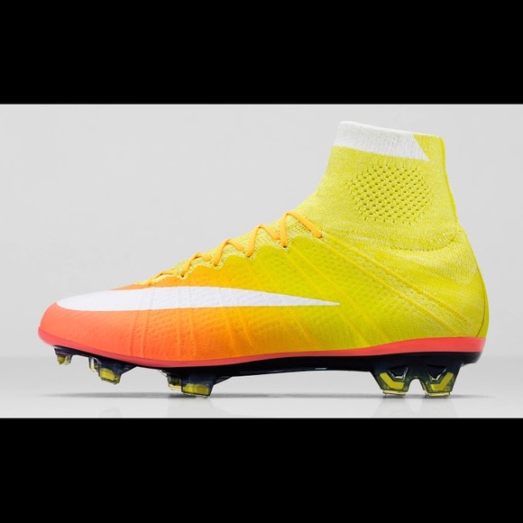 nike womens soccer cleats canada